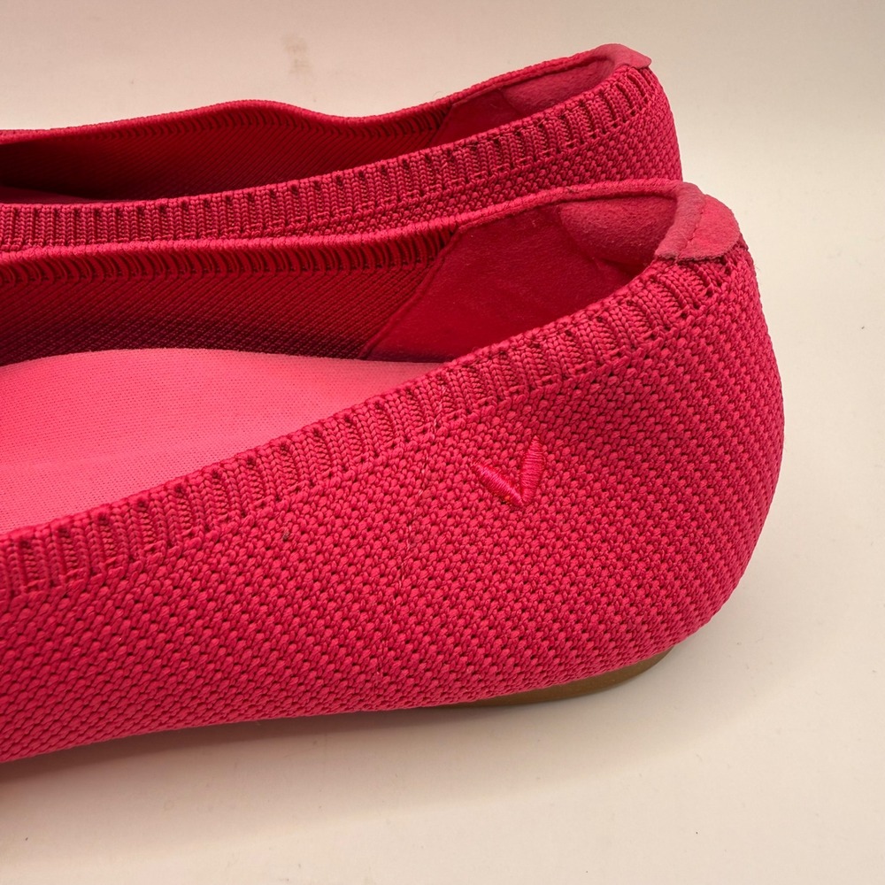 Vivaia Pointed Toe Knit Flats Magenta Pink Sustainable Shoes EU 39 - Picture 2 of 9
